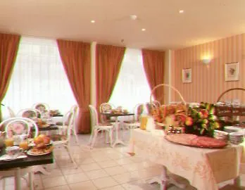 Libertel Grand Turenne Hotel Paris 3*,  France